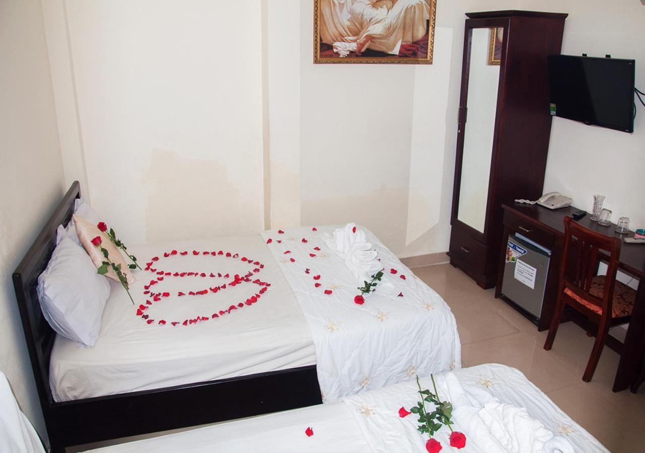 Queen 7 Hotel Nha Trang Bagian luar foto